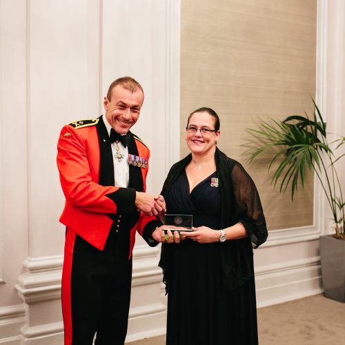 AUO Denise Price of Greater London South East Sector ACF receives her 2018 award from Major General Duncan Capps, GOC Regional Command